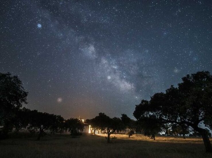 Dnde y cmo ver las estrellas en Extremadura Senderos Nocturnos y Miradores Celestes