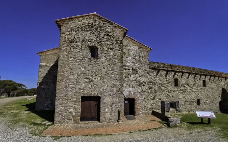 Monasterio de Tentuda techo de la provincia de Badajoz y sitio de la Orden de Santiago