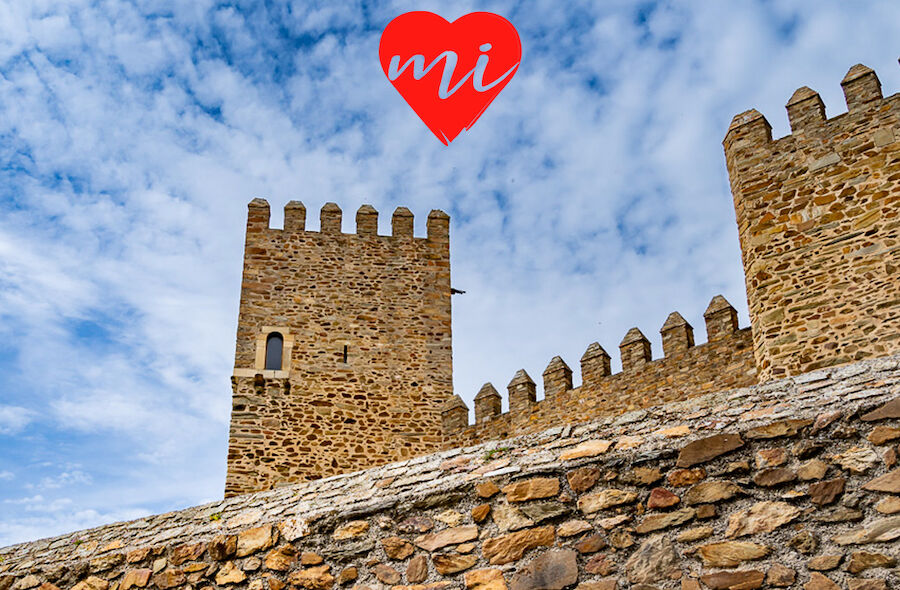 Monroy 2  Castillo e Iglesia