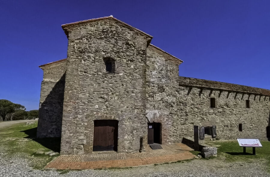 Monasterio de Tentuda techo de la provincia de Badajoz y sitio de la Orden de Santiago