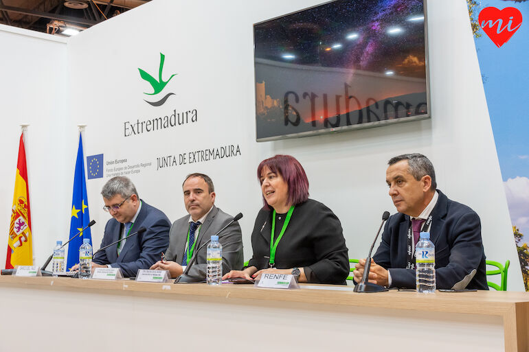 FITUR2