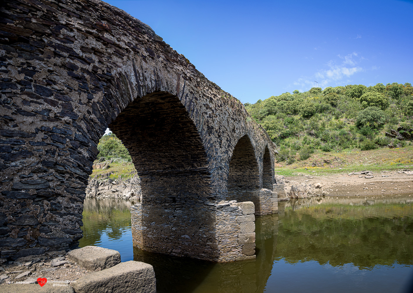 puente viejo fresnedosa